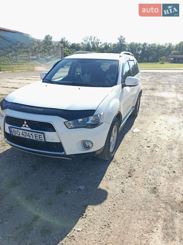 2012 mitsubishi outlander