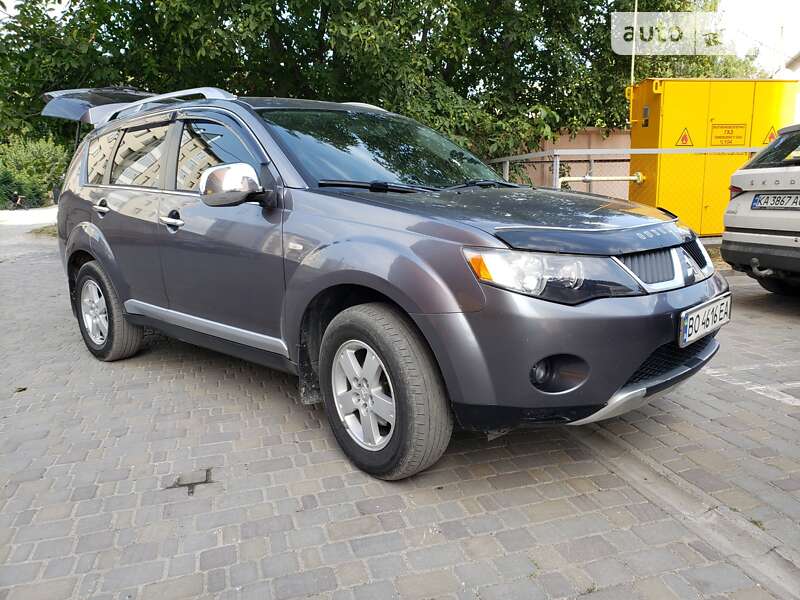 2010 mitsubishi outlander
