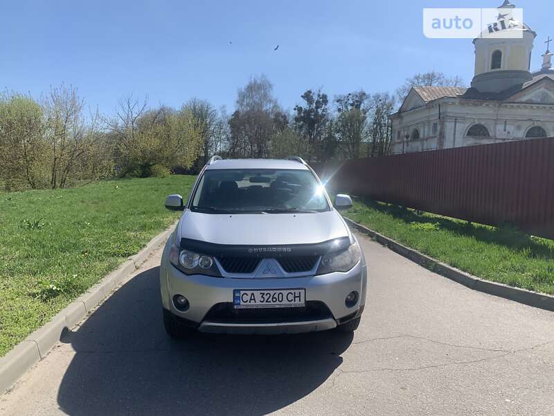 2008 mitsubishi outlander