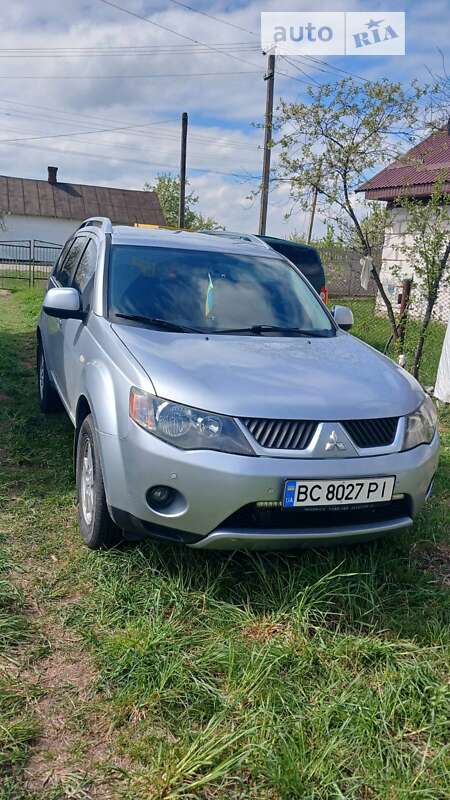 2008 mitsubishi outlander
