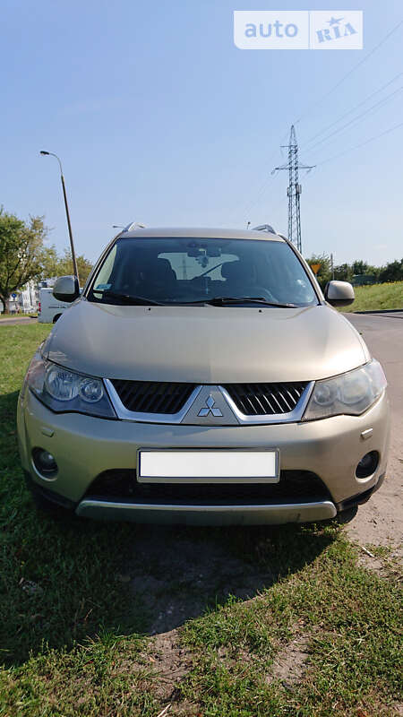 2008 mitsubishi outlander