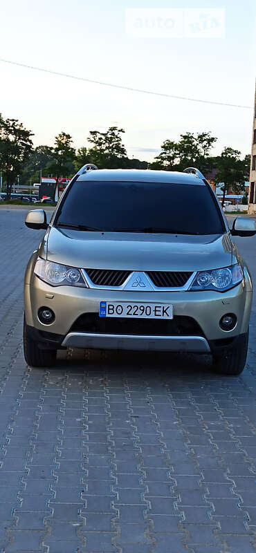 2009 mitsubishi outlander