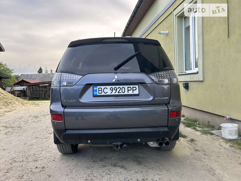 2009 mitsubishi outlander