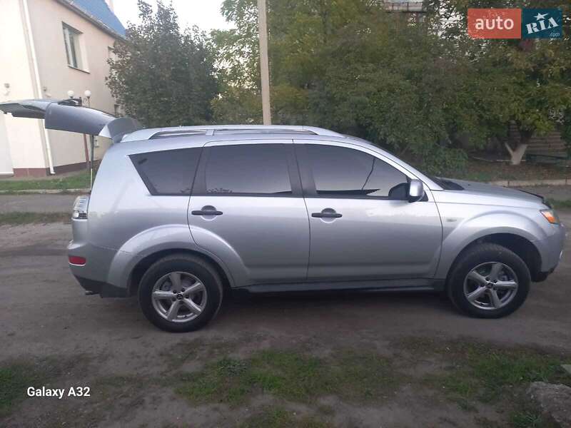 2009 mitsubishi outlander