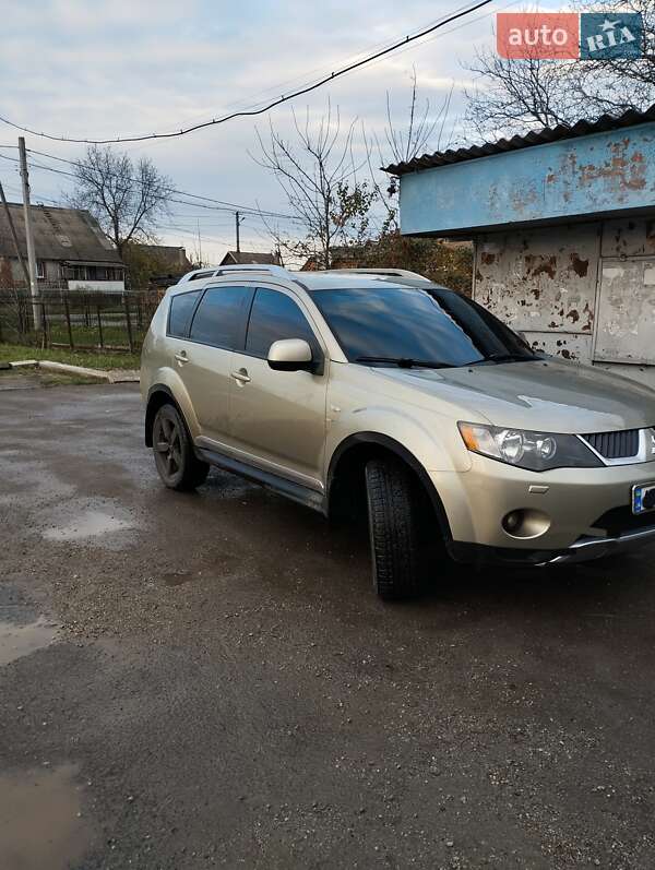 2008 mitsubishi outlander