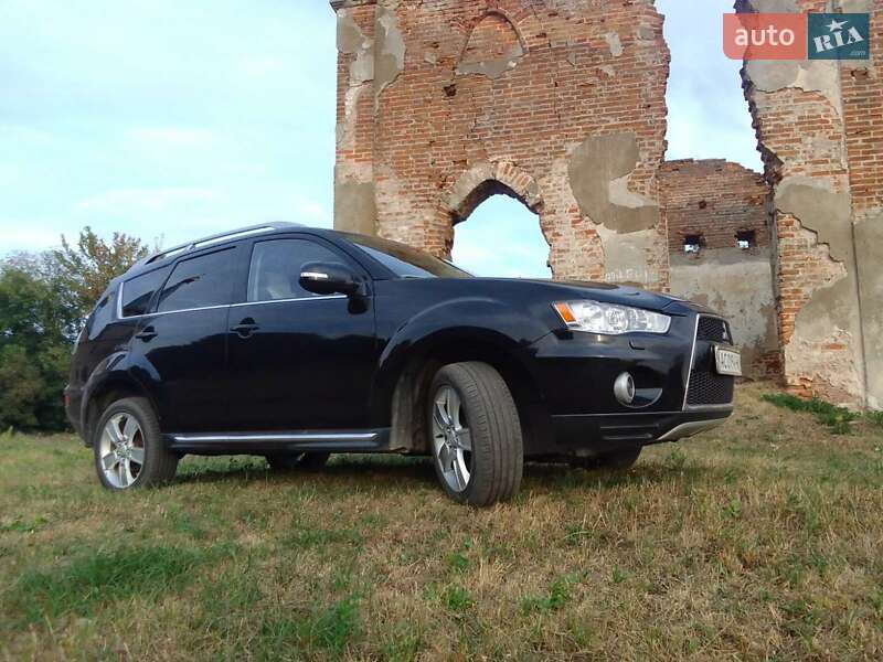 2009 mitsubishi outlander