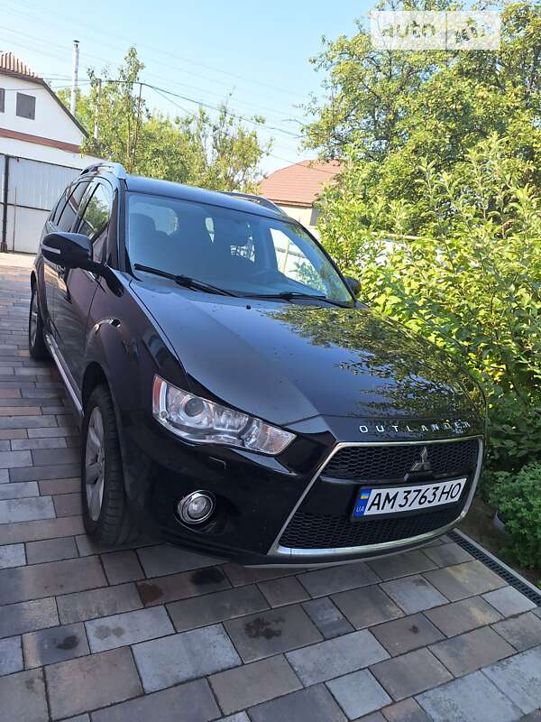 2010 mitsubishi outlander