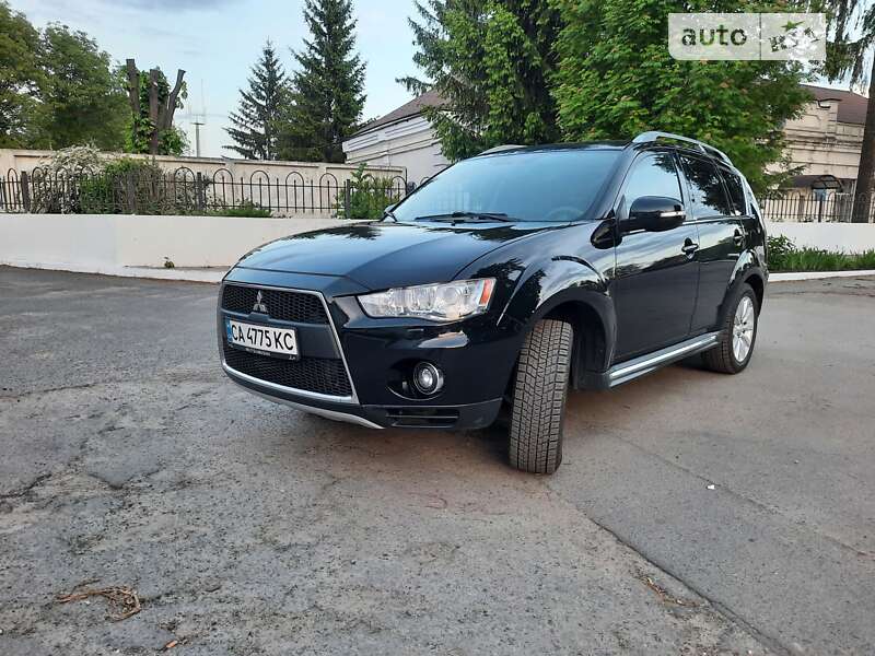 2010 mitsubishi outlander