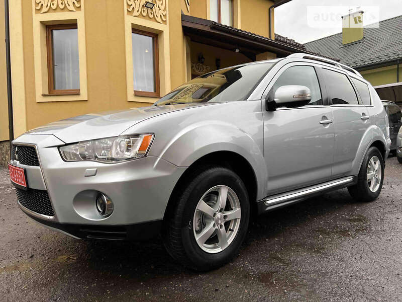 2010 mitsubishi outlander