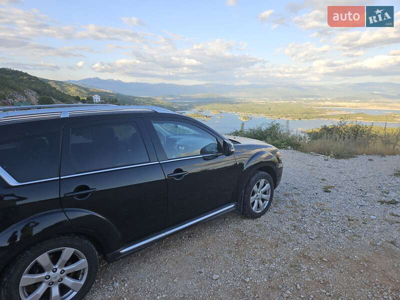 2009 mitsubishi outlander