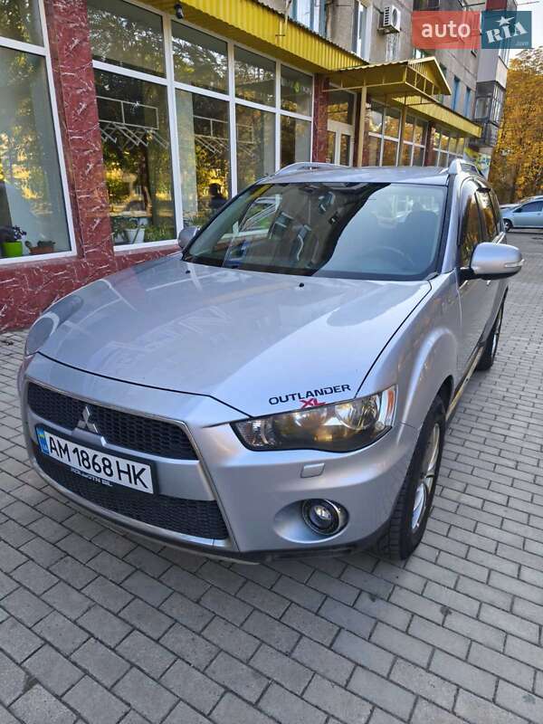 2010 mitsubishi outlander