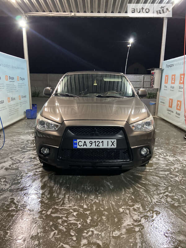 2011 mitsubishi asx