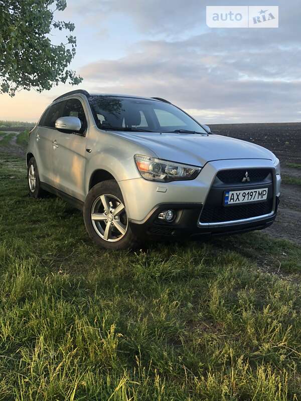 2011 mitsubishi asx