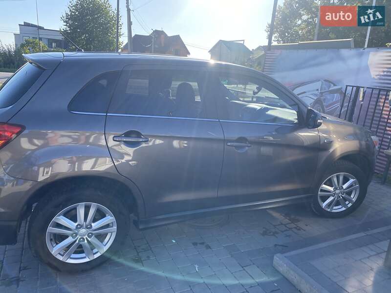 2011 mitsubishi asx