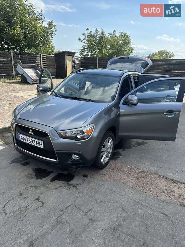 2011 mitsubishi asx