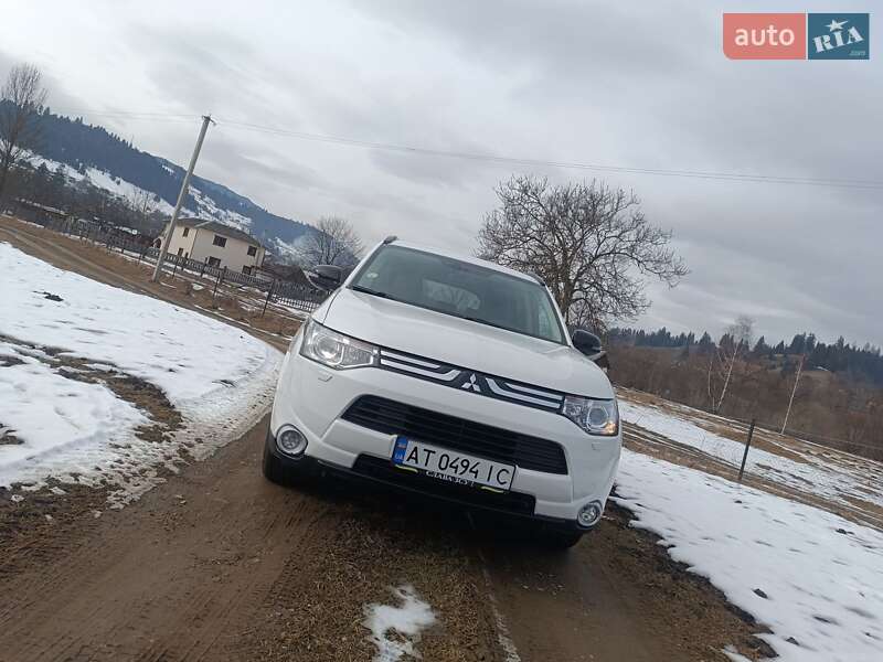 2012 mitsubishi outlander