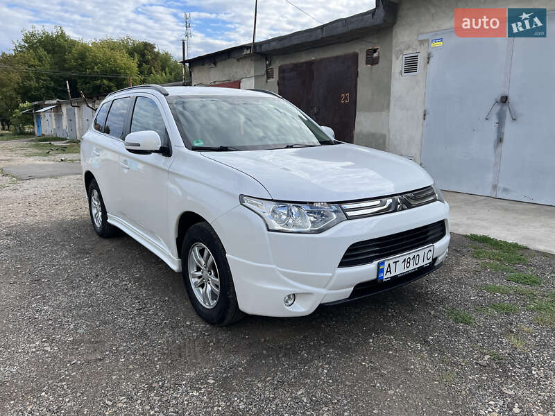 2012 mitsubishi outlander