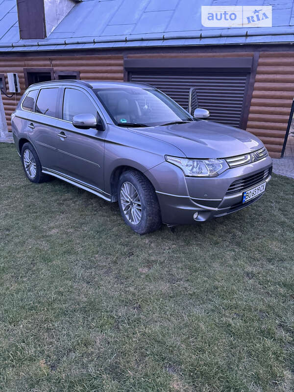2013 mitsubishi outlander