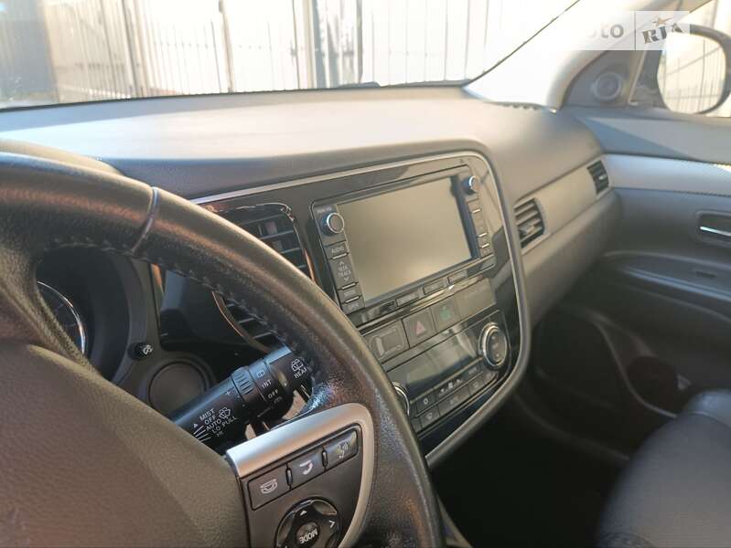 2013 mitsubishi outlander
