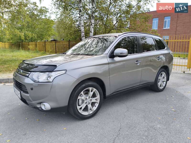 2013 mitsubishi outlander