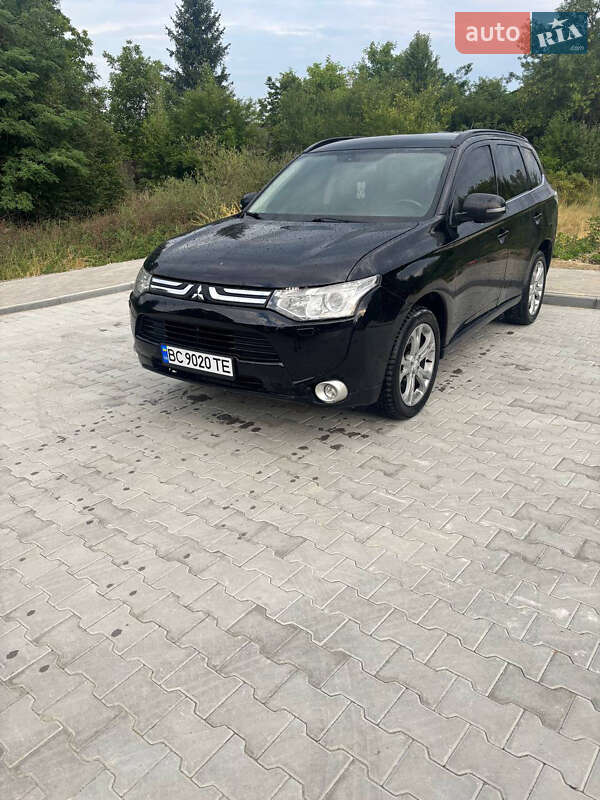 2013 mitsubishi outlander