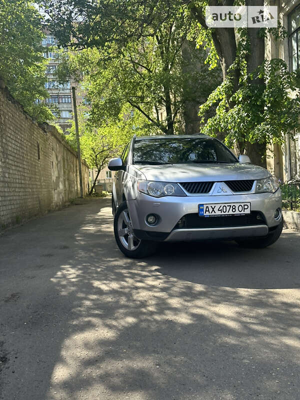 2007 mitsubishi outlander