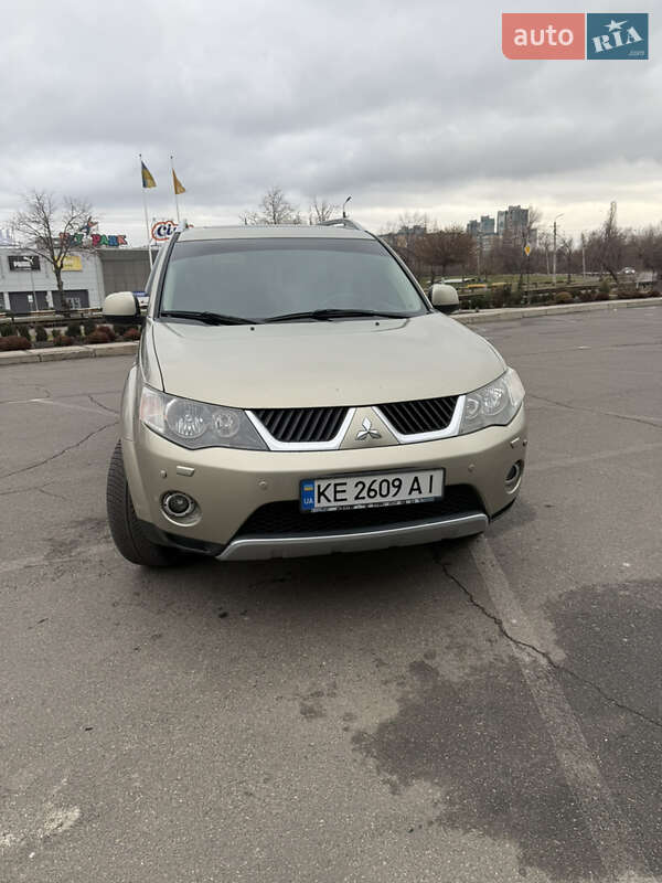 2007 mitsubishi outlander xl