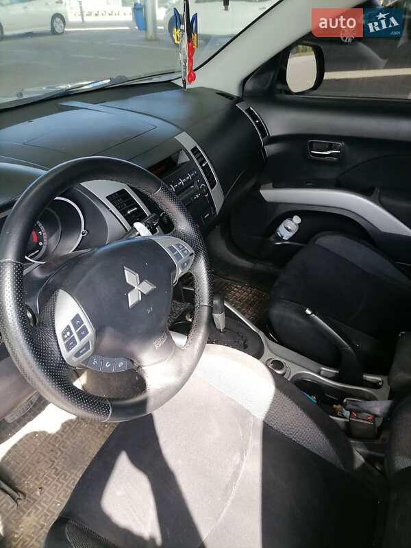2007 mitsubishi outlander