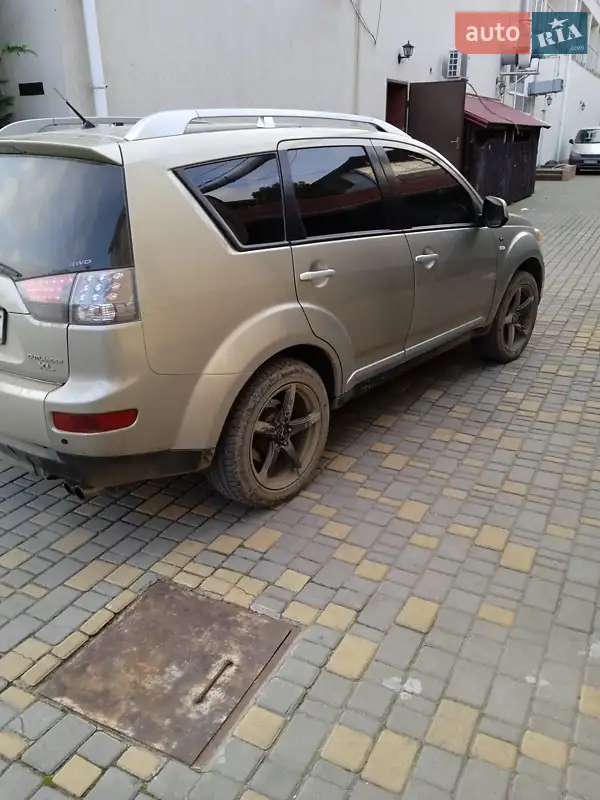 2008 mitsubishi outlander