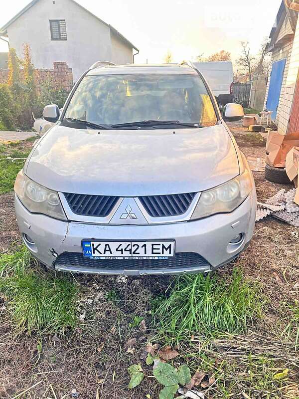 2008 mitsubishi outlander