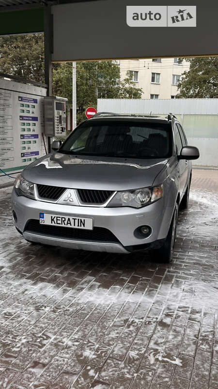 2008 mitsubishi outlander