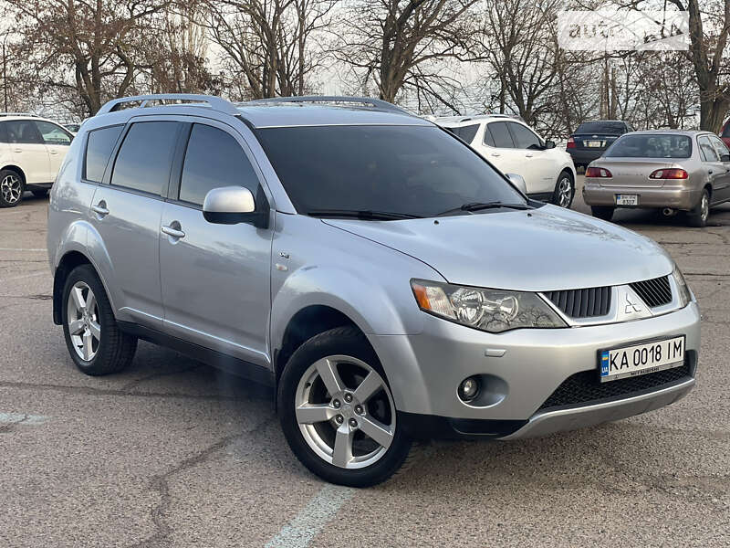 2008 mitsubishi outlander