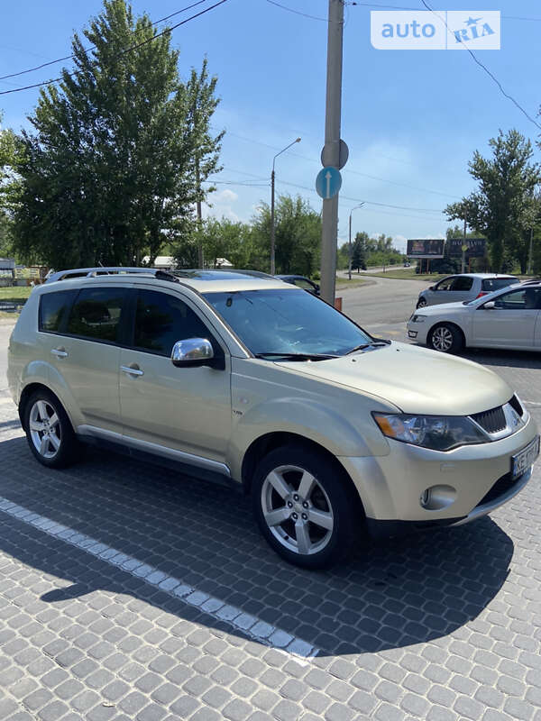 2008 mitsubishi outlander