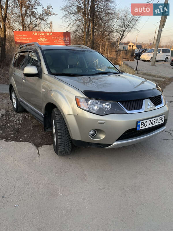 2009 mitsubishi outlander