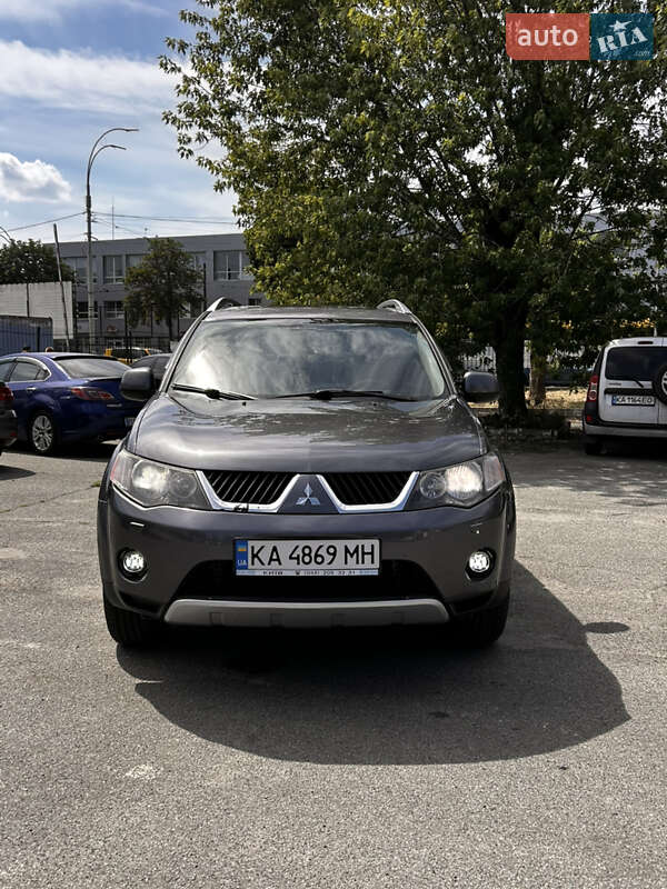 2009 mitsubishi outlander
