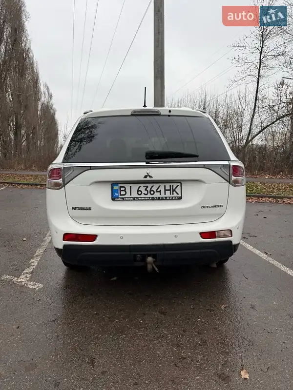 2012 mitsubishi outlander