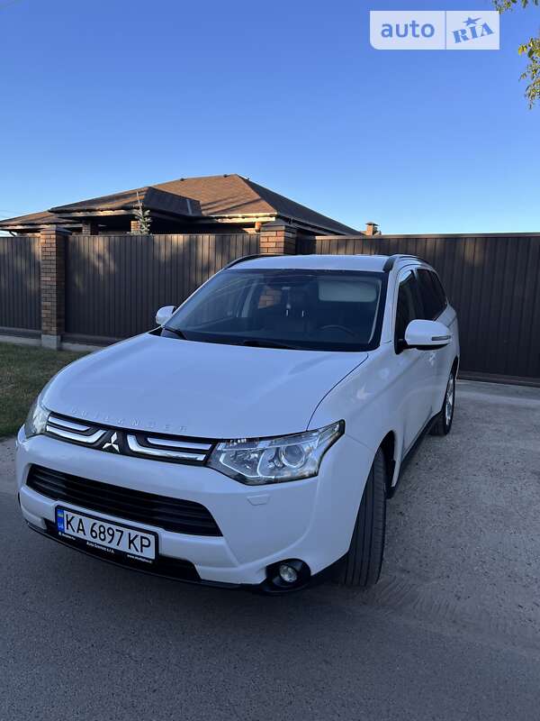 2012 mitsubishi outlander