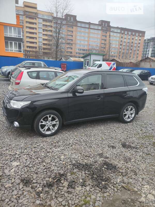 2013 mitsubishi outlander