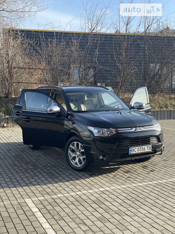 2013 mitsubishi outlander