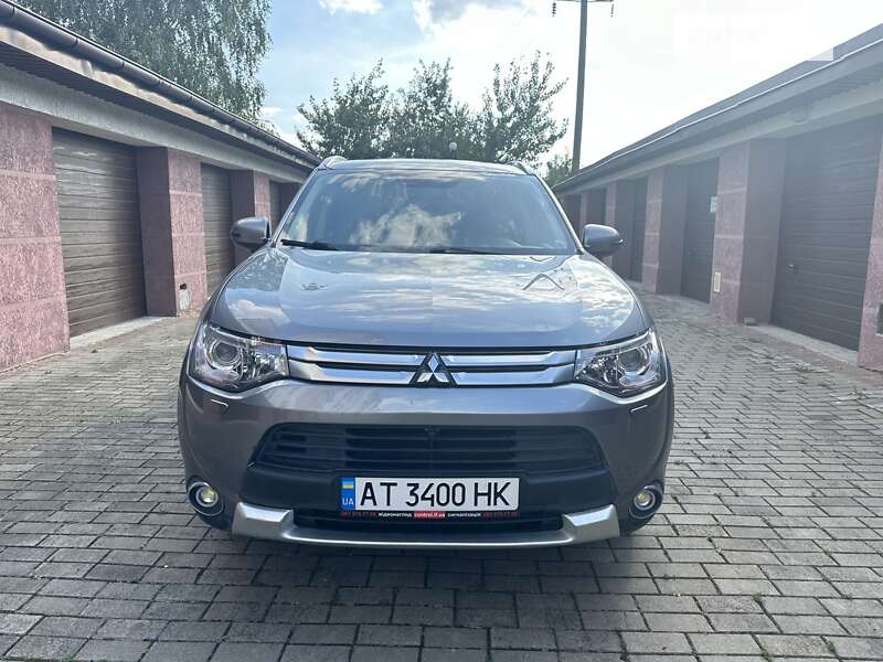 2014 mitsubishi outlander