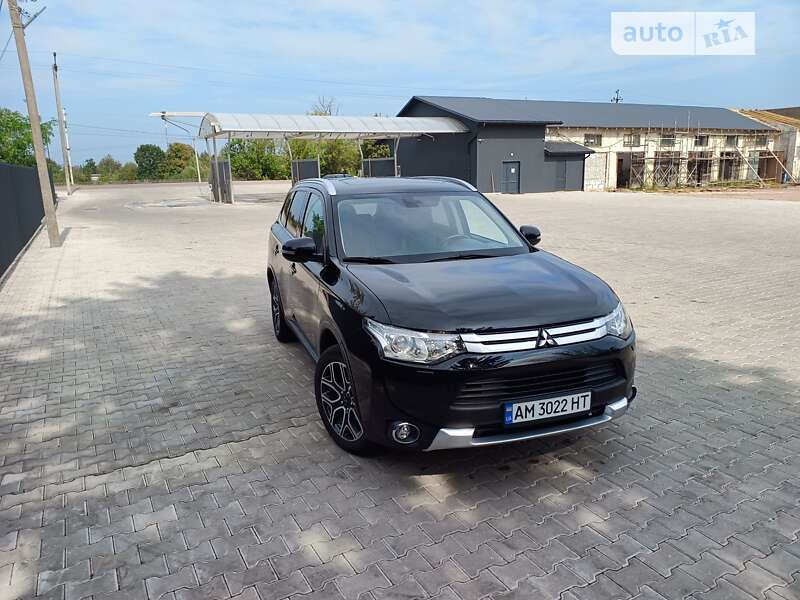 2014 mitsubishi outlander