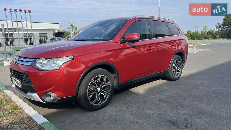 2014 mitsubishi outlander