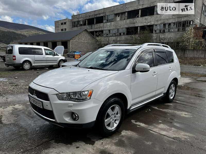 2010 mitsubishi outlander