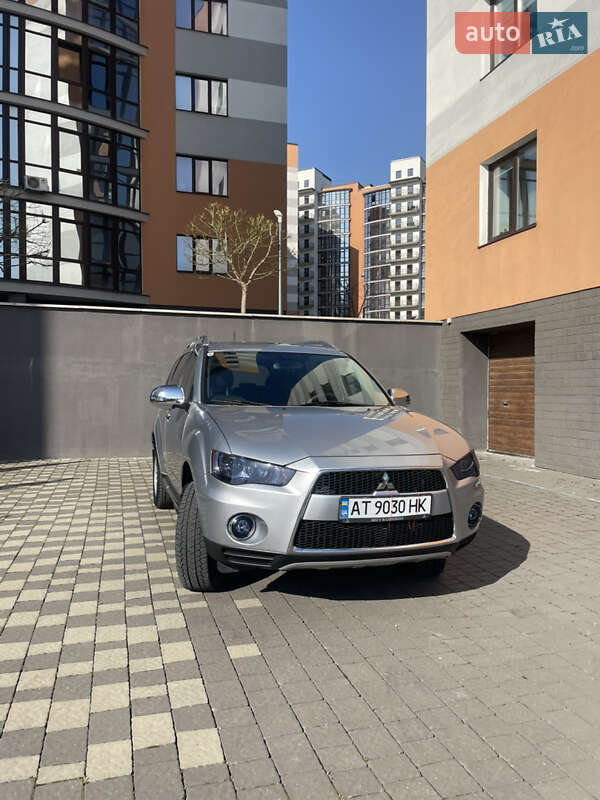 2009 mitsubishi outlander
