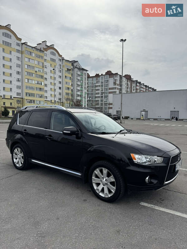 2009 mitsubishi outlander
