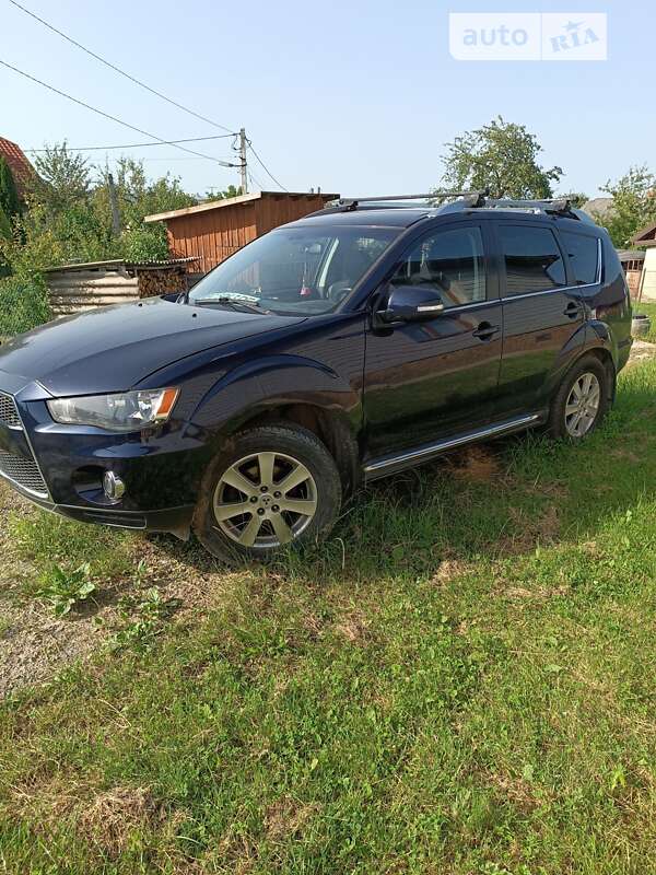 2010 mitsubishi outlander