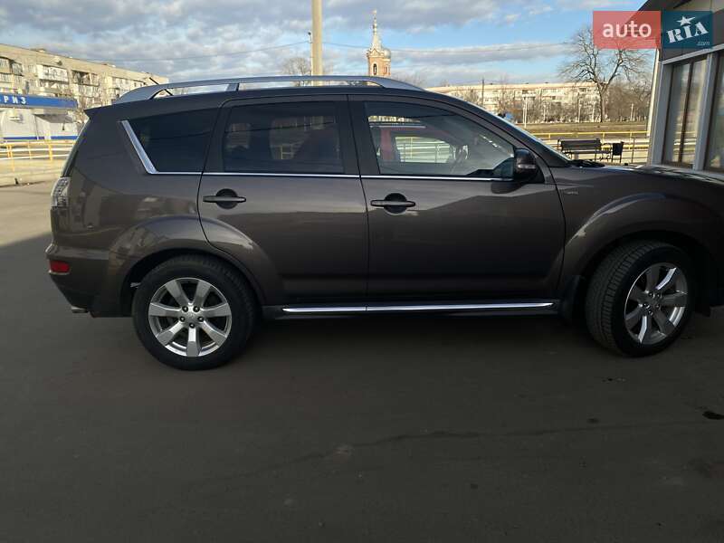 2010 mitsubishi outlander