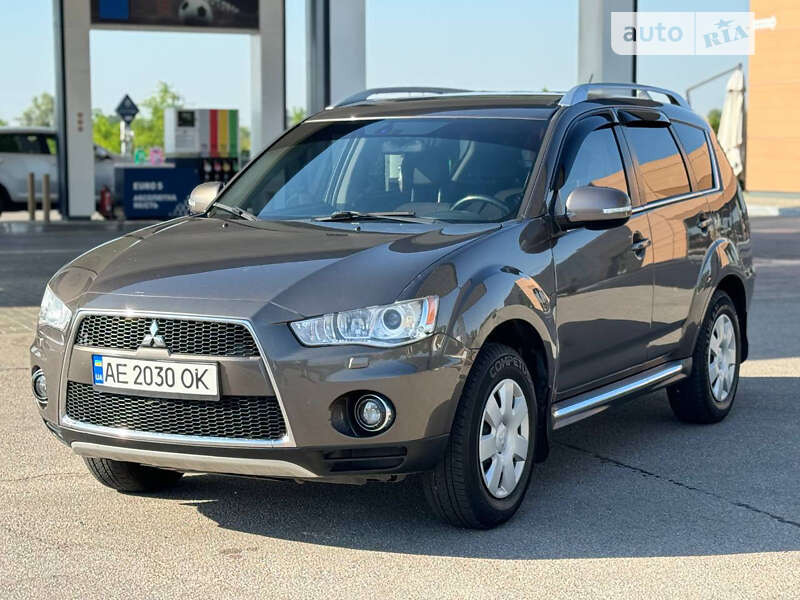 2010 mitsubishi outlander
