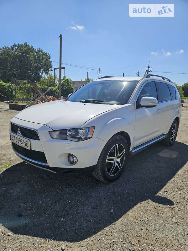 2010 mitsubishi outlander