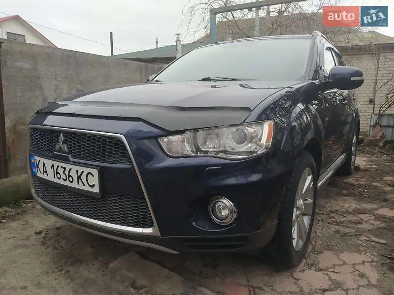 2010 mitsubishi outlander
